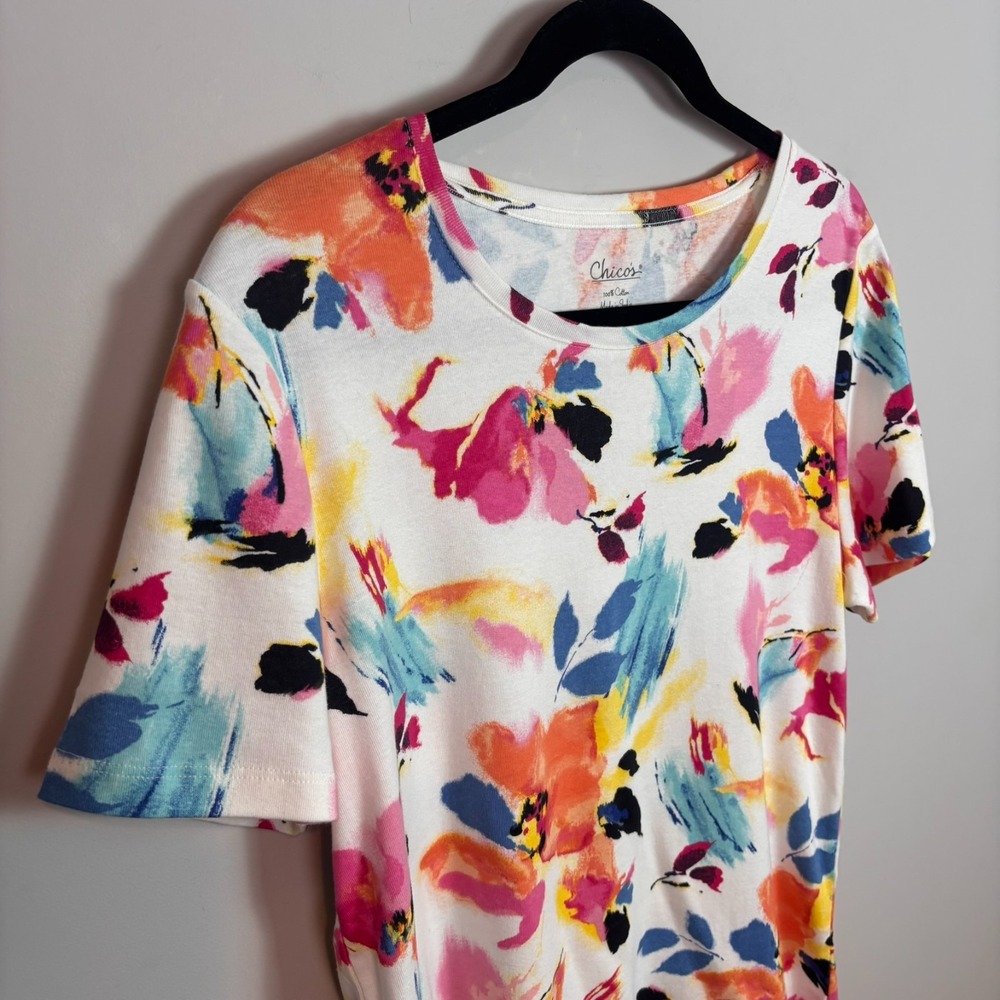 NEW Chico's Womens 100% Cotton Colorful Floral Stretch Tee size 2/Large NWT - Picture 2 of 9